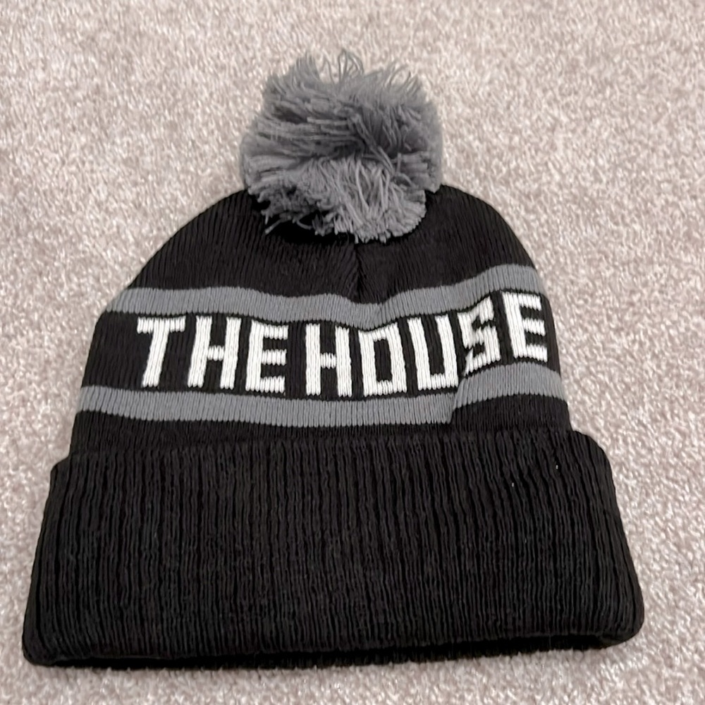 The House Snow Hat *NWT*
